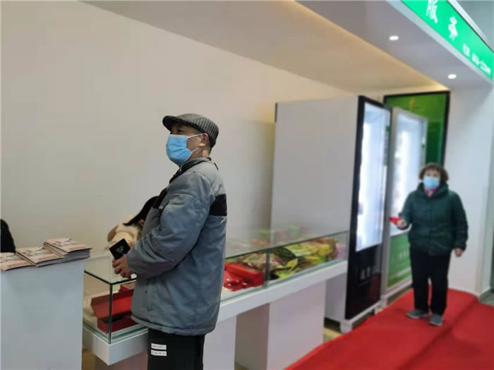 四川中青旅綿陽分社、綿陽市中旅假日旅行社、綿陽自來文化傳播有限公司24H自助售貨服務(wù)盛大開業(yè)