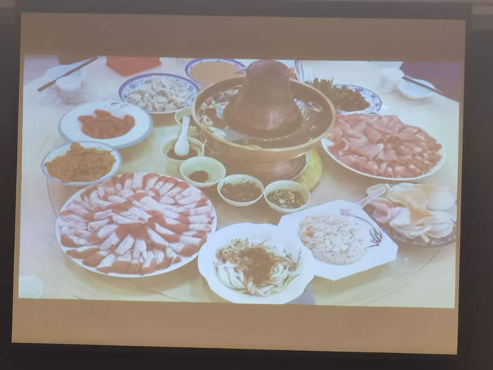 綿陽中旅行假日旅行社舉行胡楊林、南疆專列推薦會